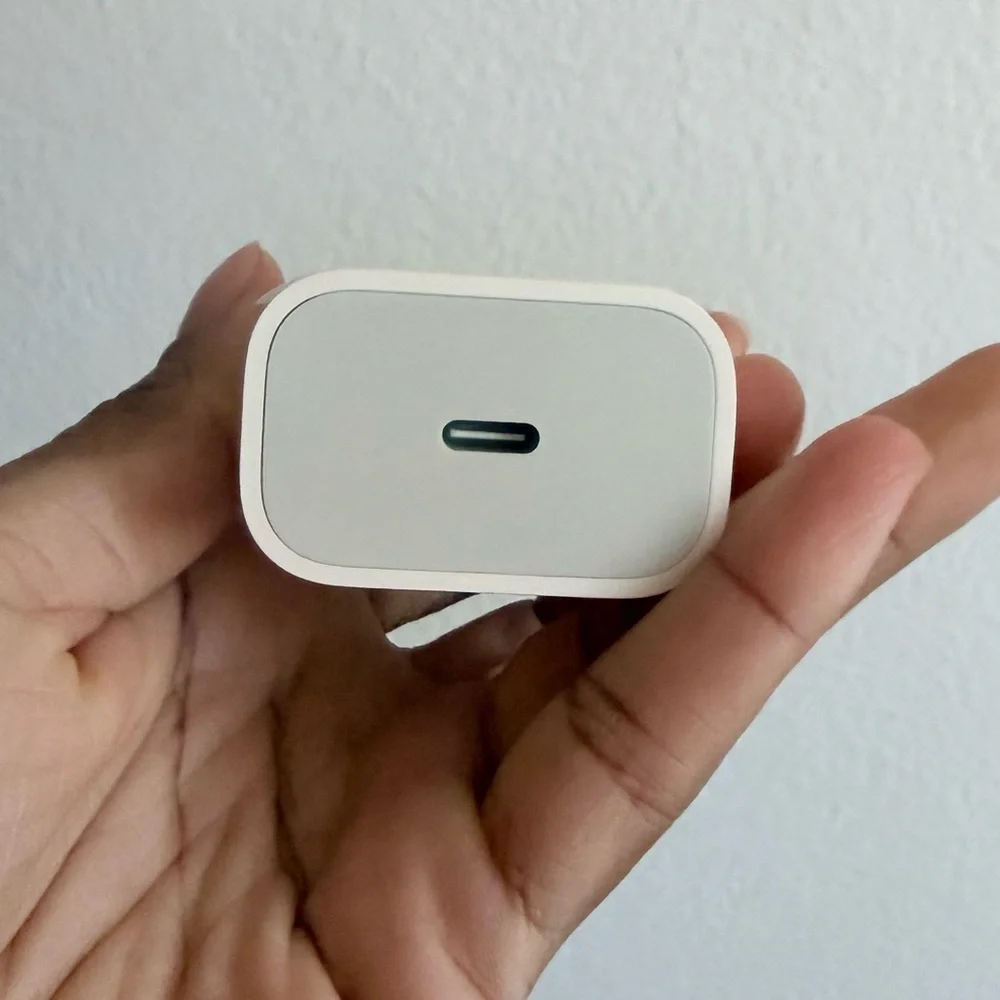 Apple White USB Wall Charger